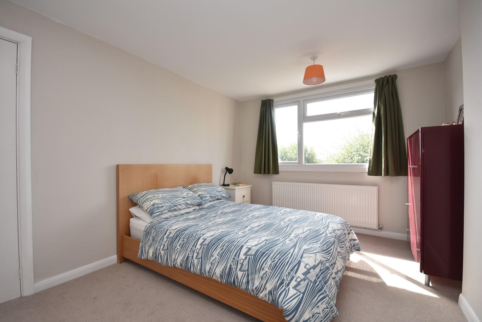 3 Hastings Close, Penarth, CF64 2TH